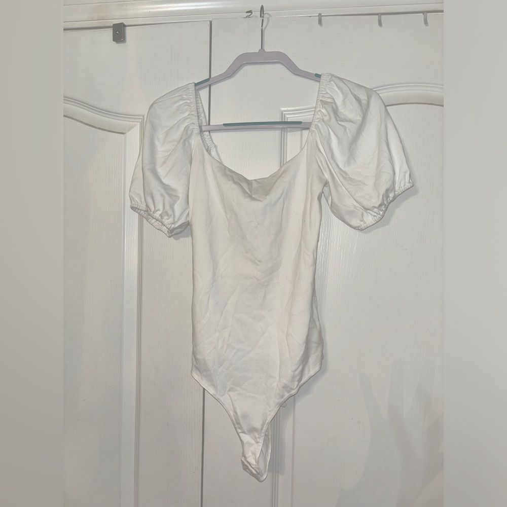 Puffsleeve Bodysuit